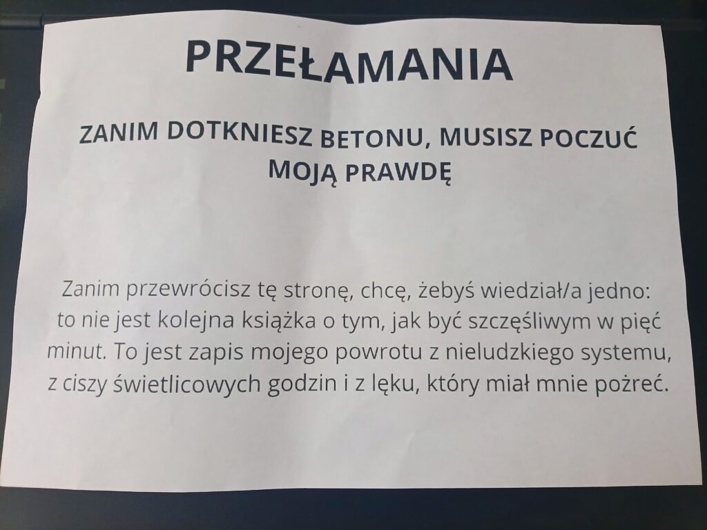 9243